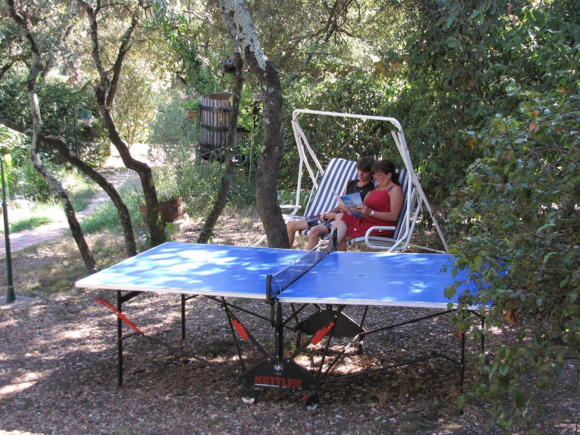 Domaine du bois gîte Marion Galargues Extérieur photo