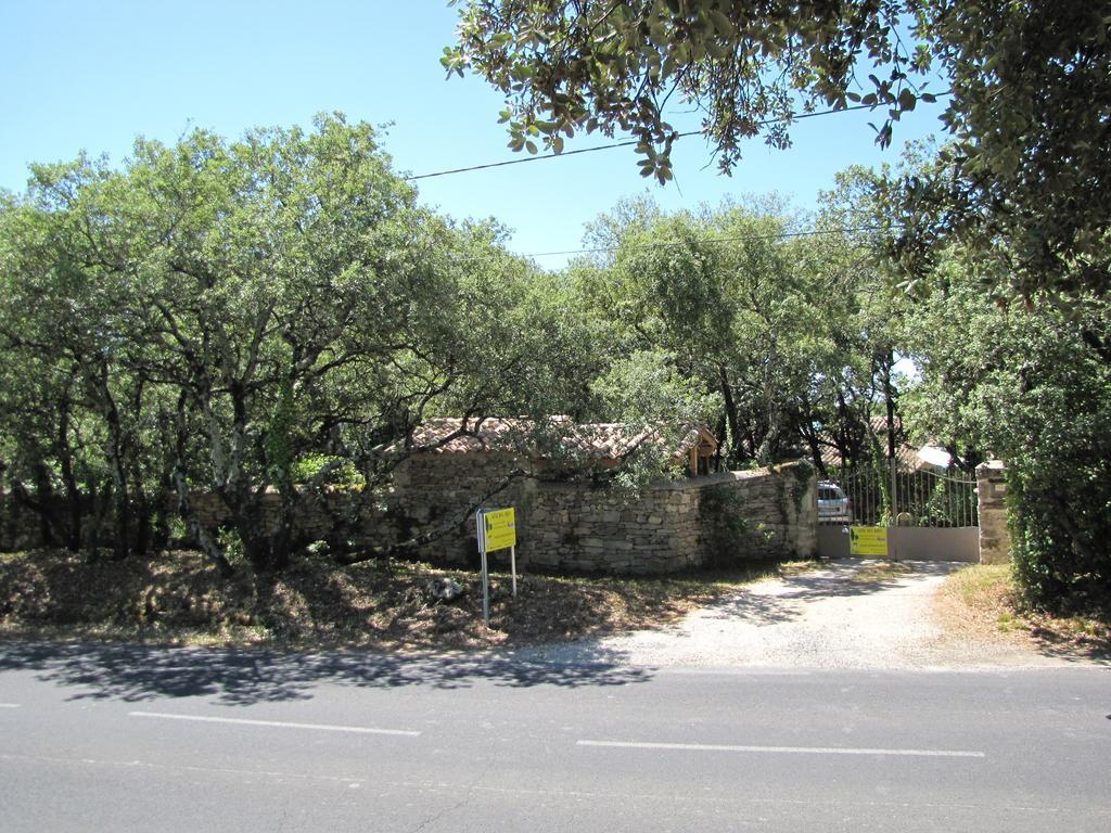 Domaine du bois gîte Marion Galargues Extérieur photo